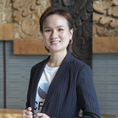 ปาริชาต สุขนาค